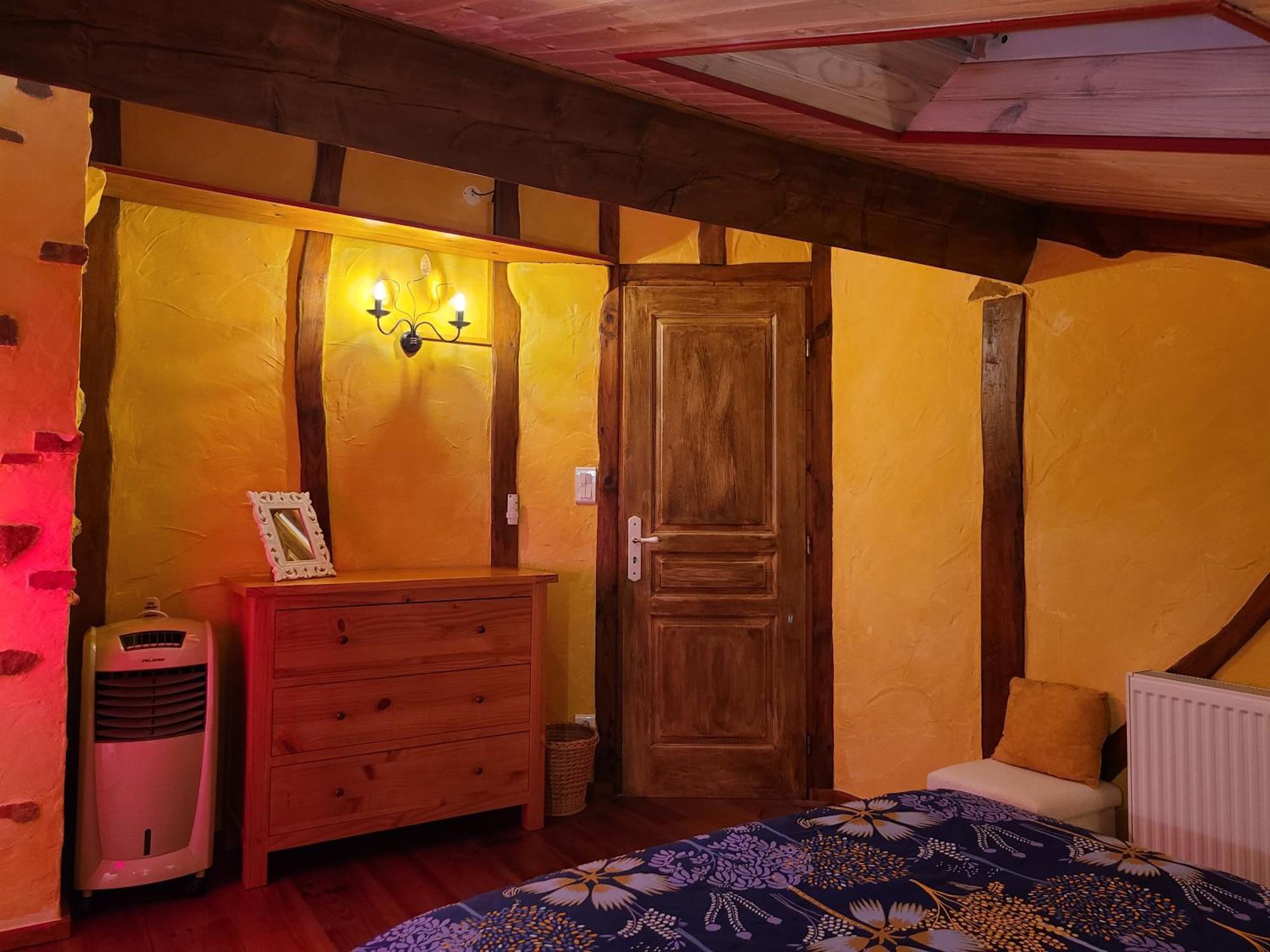 - - - - -Les Colombages - - - - Chambre D'Hotes-Gite- Classement Gite 3 Etoiles Mirepoix  Esterno foto