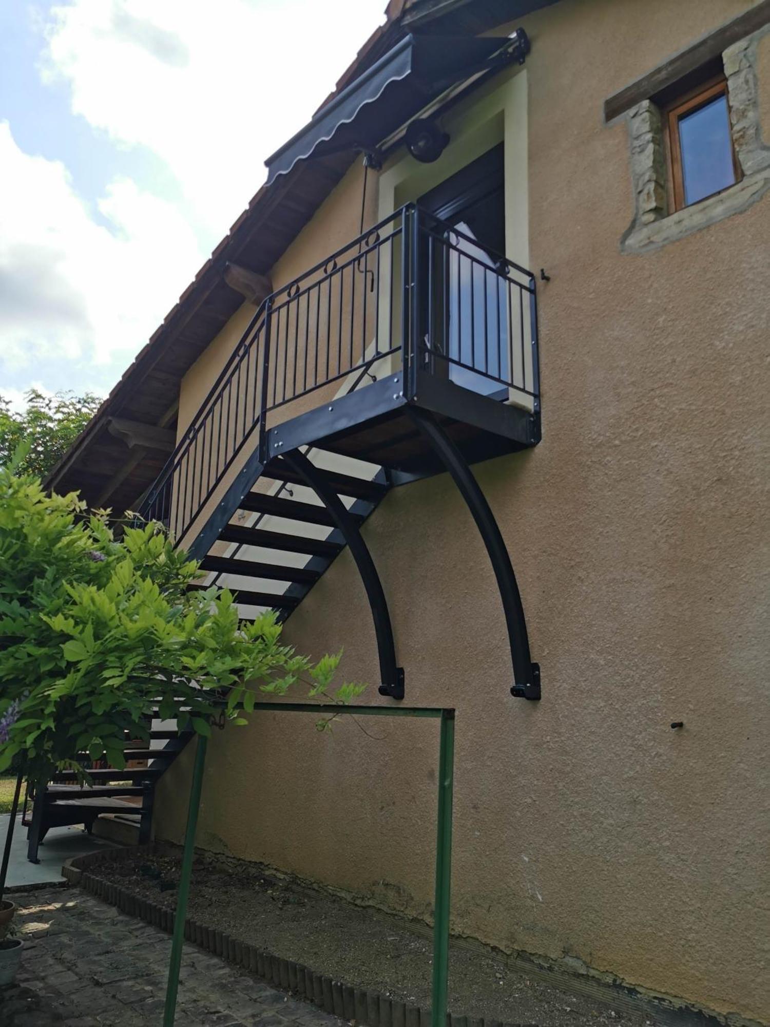 - - - - -Les Colombages - - - - Chambre D'Hotes-Gite- Classement Gite 3 Etoiles Mirepoix  Esterno foto